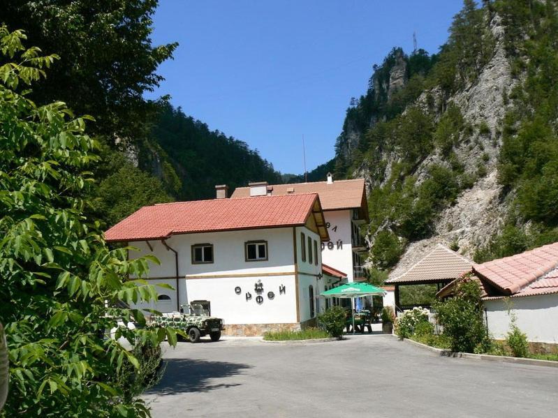 Семеен Хотел Орфей Teshel Esterno foto